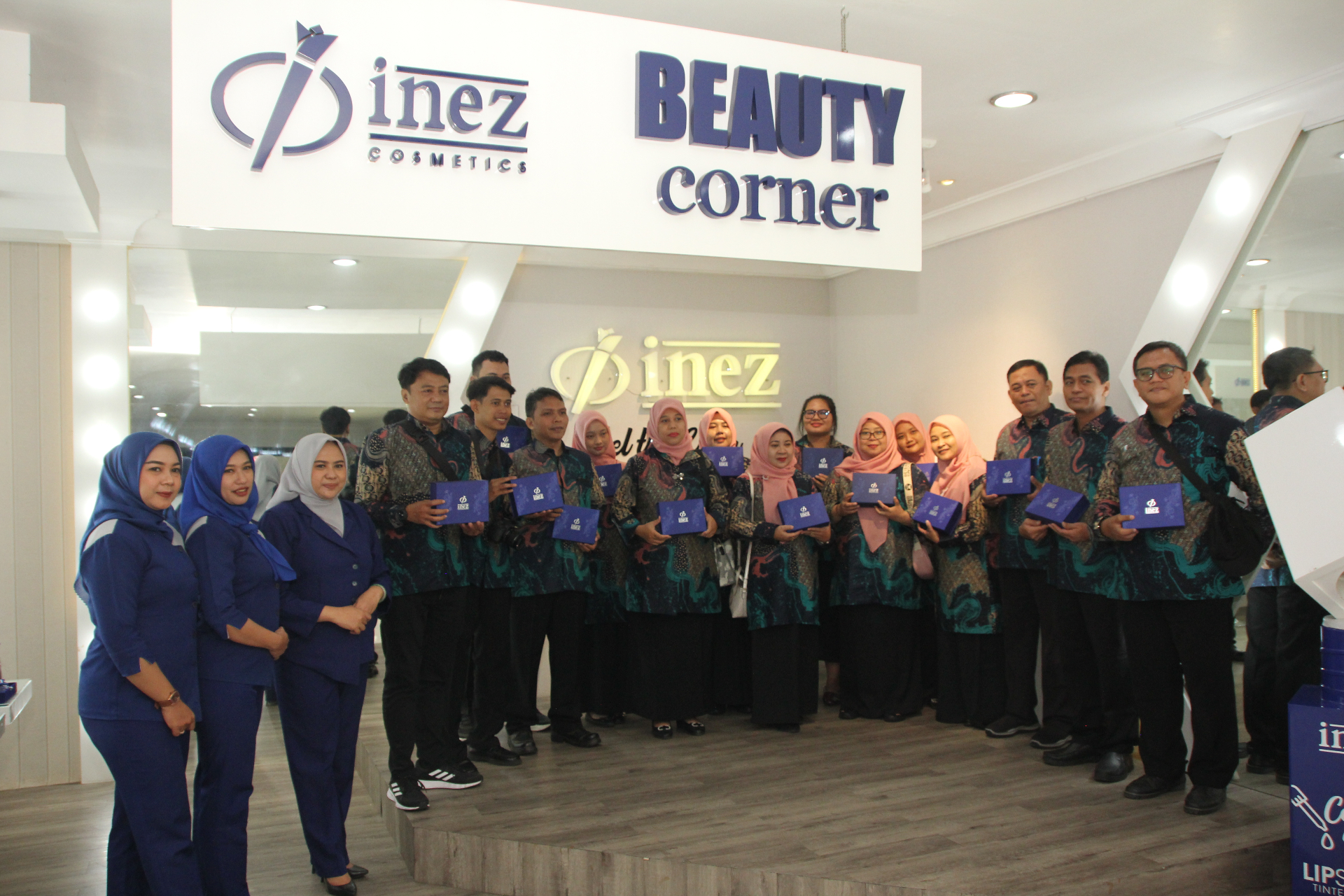Kunjungan ke Inez Cosmetics